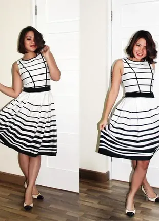 Стильное платье в полоску 50-52 размер
