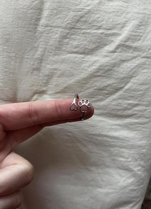 Кольцо с лапкой в серебряном цвете размер регулируется2 фото