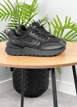 Базовые удобные черные кроссовки3 фото