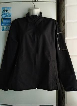 Черная,фирменная,женская куртка,ветровка 46-48 р-сrivit.