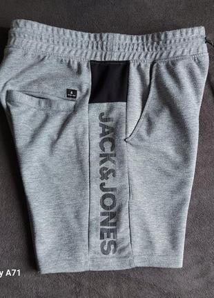 Мужские шорты " jack &amp; jones " ( s-m )3 фото