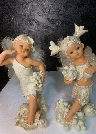 Ангел статуетка