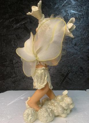 Ангел статуетка