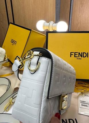 Сумка fendi baguette white4 фото