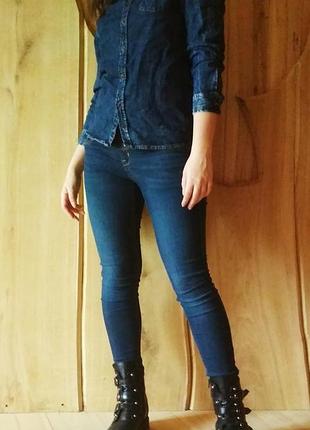 Джинсова рубашка