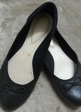 Балетки кожа жен.37-37.5р. clarks индии