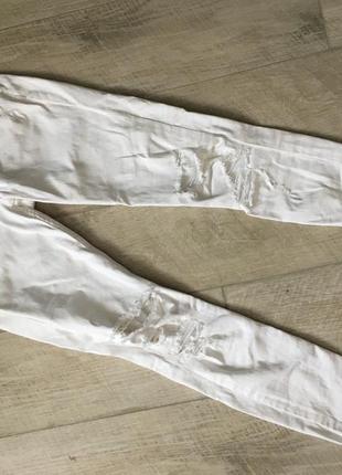 Белые джинсы mango / білі джинси