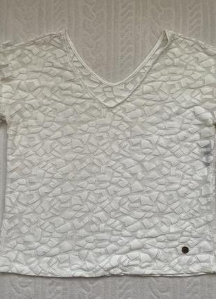 Жіноча літня блузка.