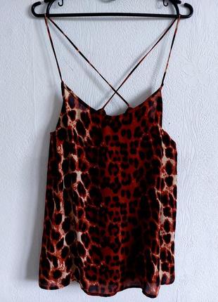 Гарна майка топ на тонких бретелях