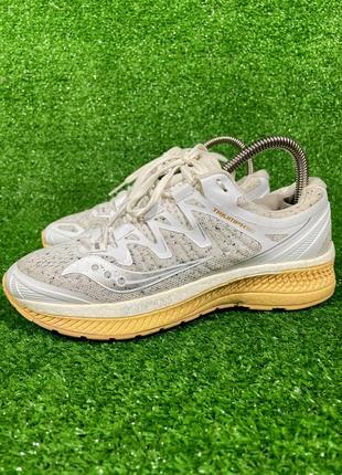 Беговые кроссовки saucony triumph iso 4