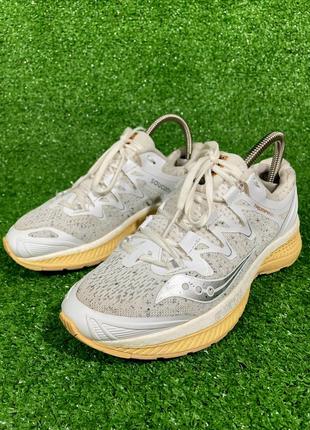 Беговые кроссовки saucony triumph iso 42 фото