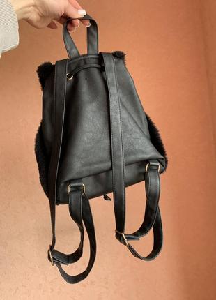 Чорний рюкзак, рюкзак з хутром, рюкзак з затяжкою2 фото