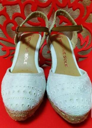 Батистові відкриті туфлі