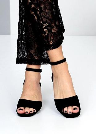 Деловые черные босоножки женские в замше, на широком устойчивом каблуку, квадратный носок ,4 фото