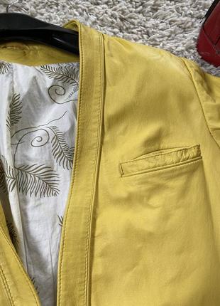 Шикарный кожаный жакет/пиджак в жёлтом цвете,guardo,p.4-85 фото