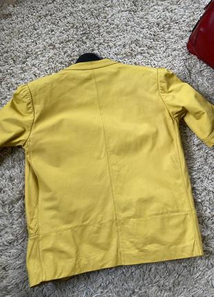 Шикарный кожаный жакет/пиджак в жёлтом цвете,guardo,p.4-87 фото