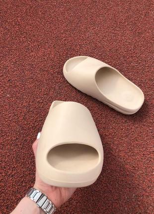 Adidas yeezy slide pure 20225 фото