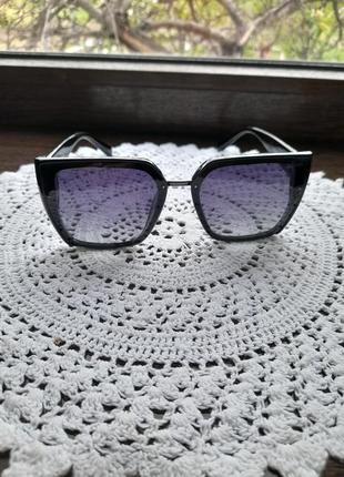 Женские очки с серым градиентом на лето6 фото