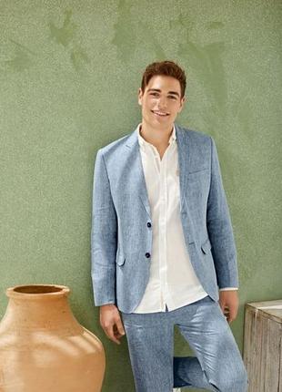 Блакитний піджак livergy