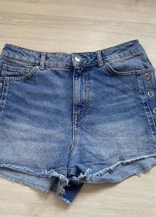 Актуальные джинсовые шорты, короткие, стильные, модные2 фото