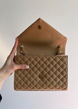 Сумка saint laurent envelope medium in quilted leather beige9 фото