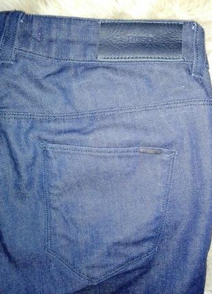 Базовые прямые джинсы-трубы hugo вoss5 фото