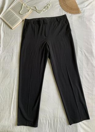 Фирменные прямые  чёрные брюки размер 14/42-16/44)1 фото