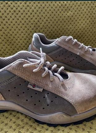 Спец обуви rimont.