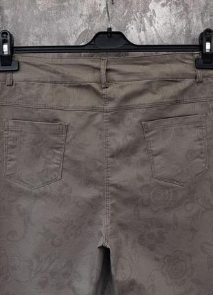Жіночі брюки в квітковий принт, штани, батал, орієнтовно 48/58р.р., див.заміри8 фото
