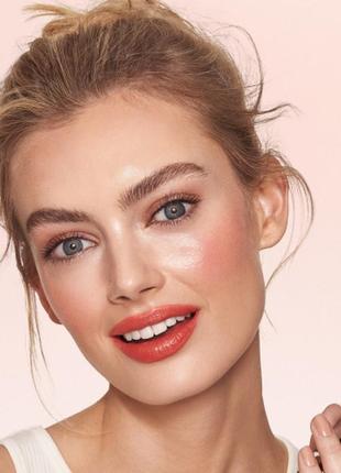 Набор для макияжа charlotte tilbury pretty fresh look in 5 хайлайтер помада тени румяна quick easy2 фото