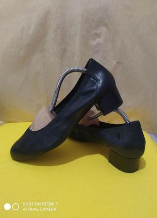 Кожаные туфли clarks softwear1 фото