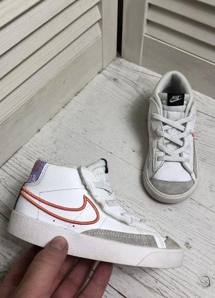 Кроссовки nike blazer