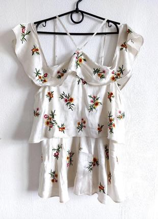 Гарна майка топ на тонких бретелях