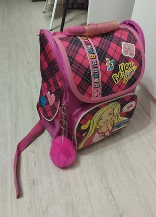 Продам ортопедический рюкзак для девочки, подойдет с 1 класса до 7-го1 фото