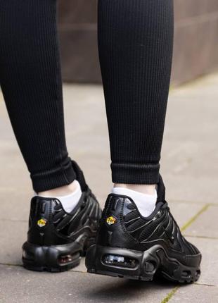 Мужские и женские кроссовки nike air max plus tn black3 фото