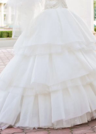 Роскошное свадебное платье4 фото