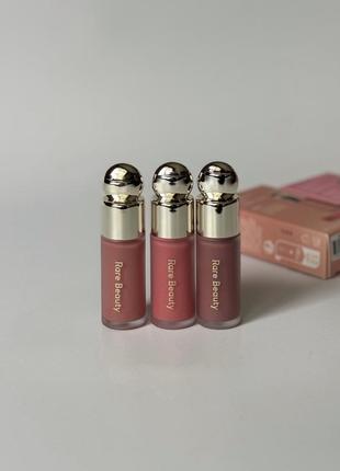 Жидкие стойкие пигментированные кремовые нежные розовые румяна rare beauty soft pinch liquid blush hope