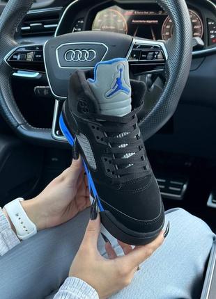 Женские кроссовки в стиле nike air jordan 5 retro найк джордан / демисезонные / весенние, летние, осенние / обувь / кожа, нубук / черные, белые2 фото