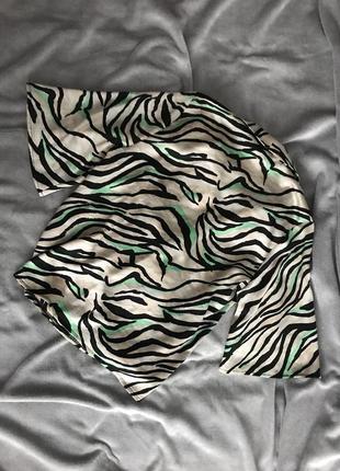 Атласна блуза з тваринним принтом зебри2 фото