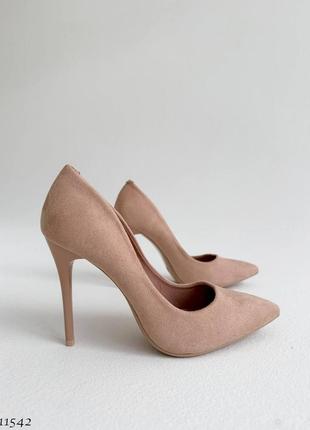 Элегантные женские туфли на каблуках2 фото