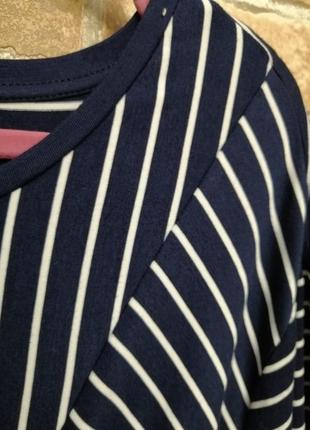 Трикотажная блуза туника в полоску с перекрутом5 фото