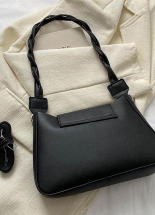 Черная женская сумка через плечо с жемчужной цепочкой клатч4 фото