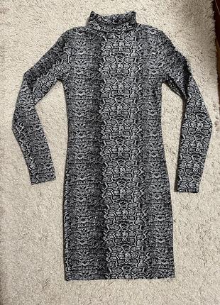 Плаття жіноче