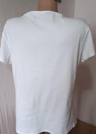 Белая брендовая женская футболка р. 52-543 фото