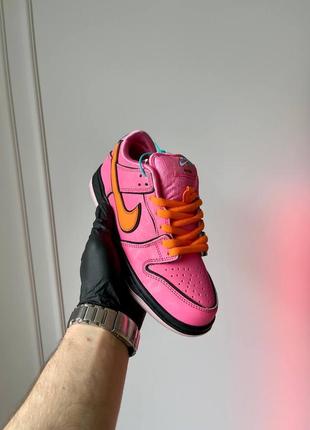 Женские кроссовки nike sb dunk low the powerpuff girls blossom fd2631-6004 фото