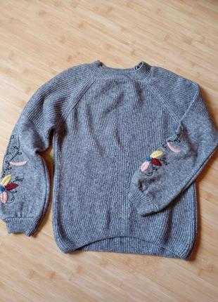 Красивый свитер для девочки 152см1 фото