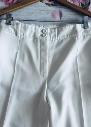 Красивые белые брюки большого размера paris4 фото