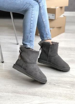 Жіночі сірі уггі ugg mini bailey bow grey