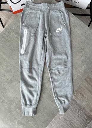 Штани nike tech fleece women’s • xs