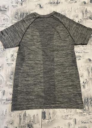 Gymshark чоловіча спортивна футболка для занять спортом